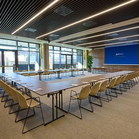 Radisson Blu Hotel, Bergamo Choruslife Zewnętrze zdjęcie