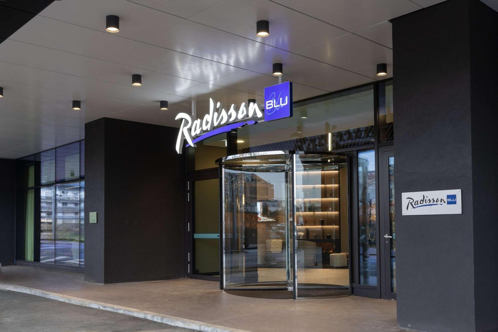 Radisson Blu Hotel, Bergamo Choruslife Zewnętrze zdjęcie