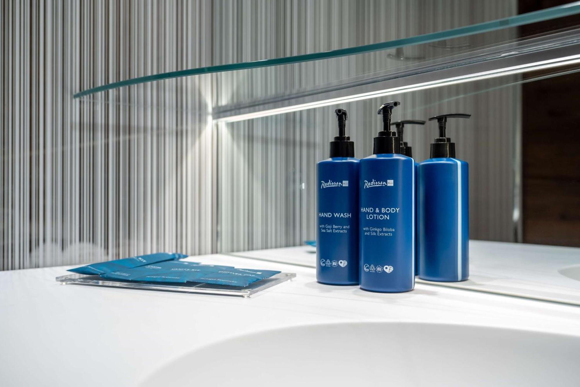 Radisson Blu Hotel, Bergamo Choruslife Zewnętrze zdjęcie