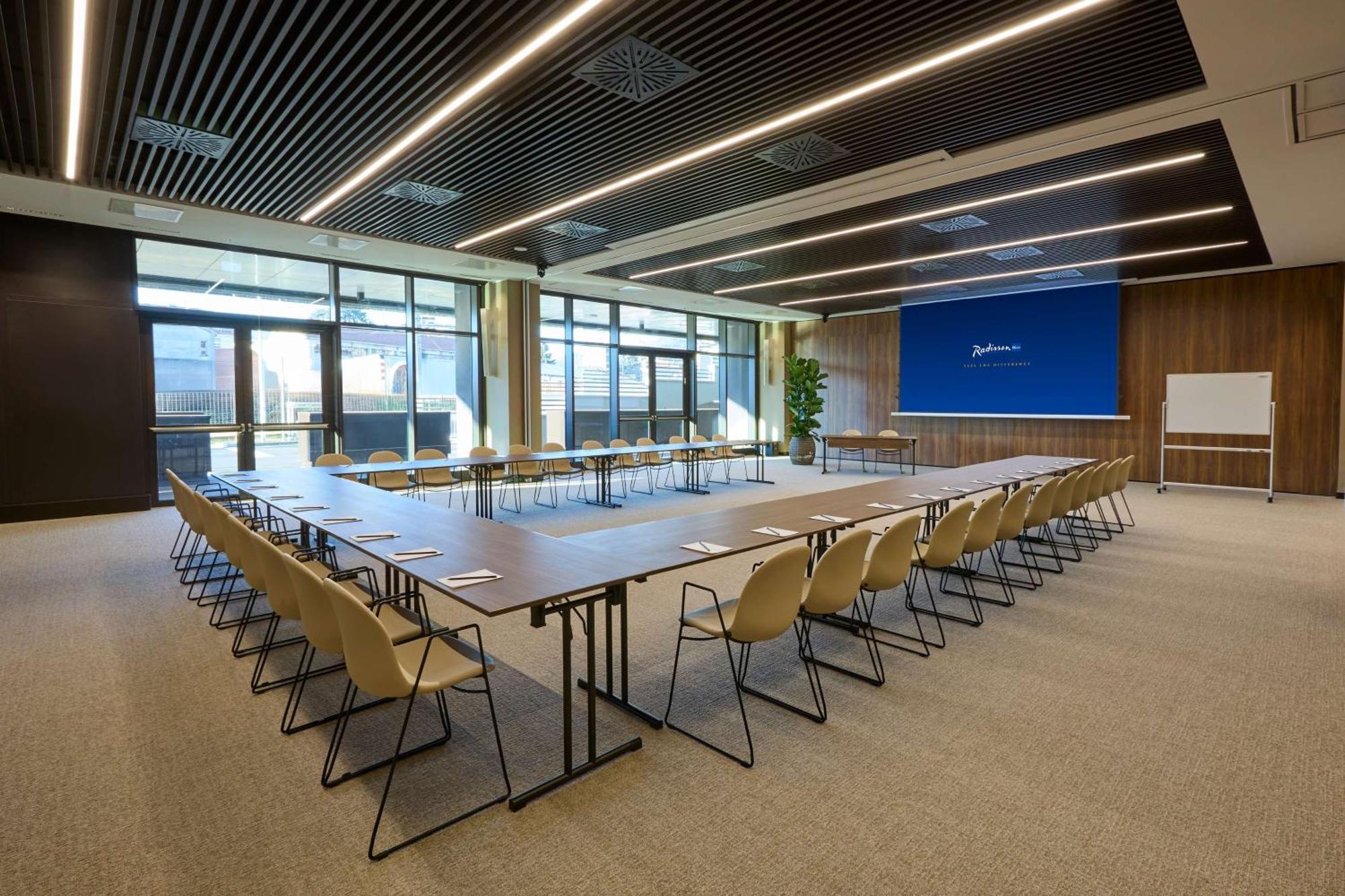 Radisson Blu Hotel, Bergamo Choruslife Zewnętrze zdjęcie