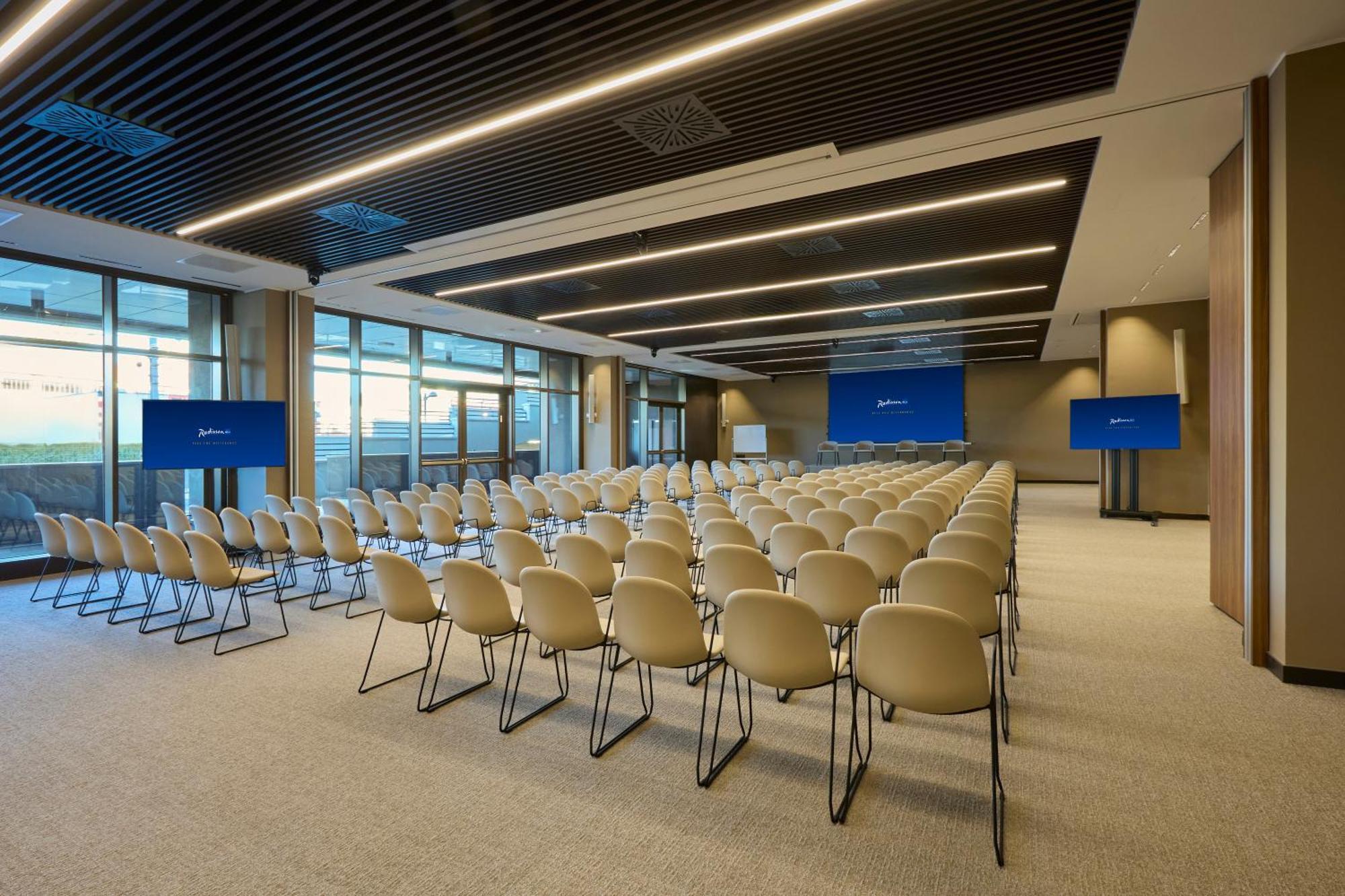 Radisson Blu Hotel, Bergamo Choruslife Zewnętrze zdjęcie