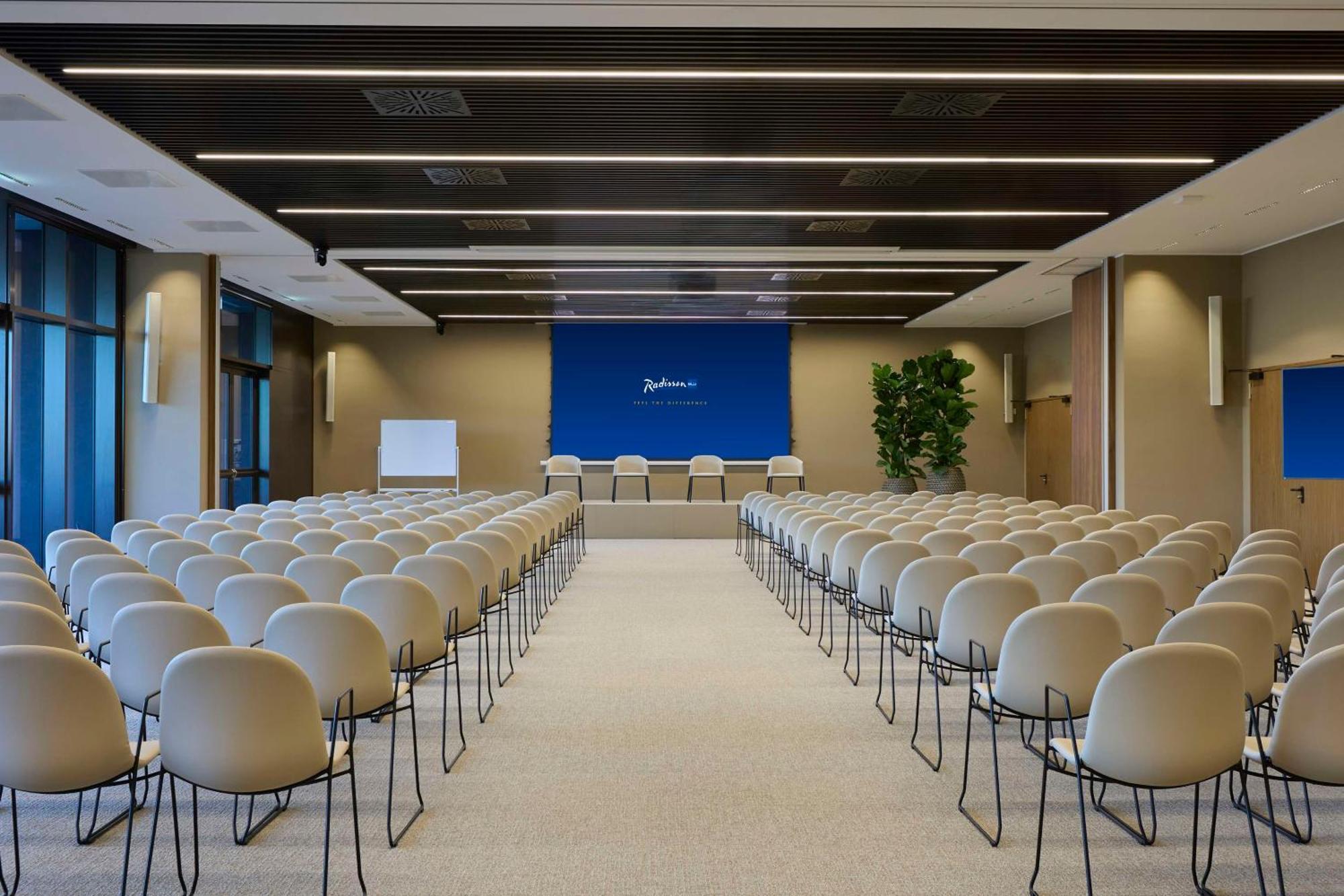 Radisson Blu Hotel, Bergamo Choruslife Zewnętrze zdjęcie