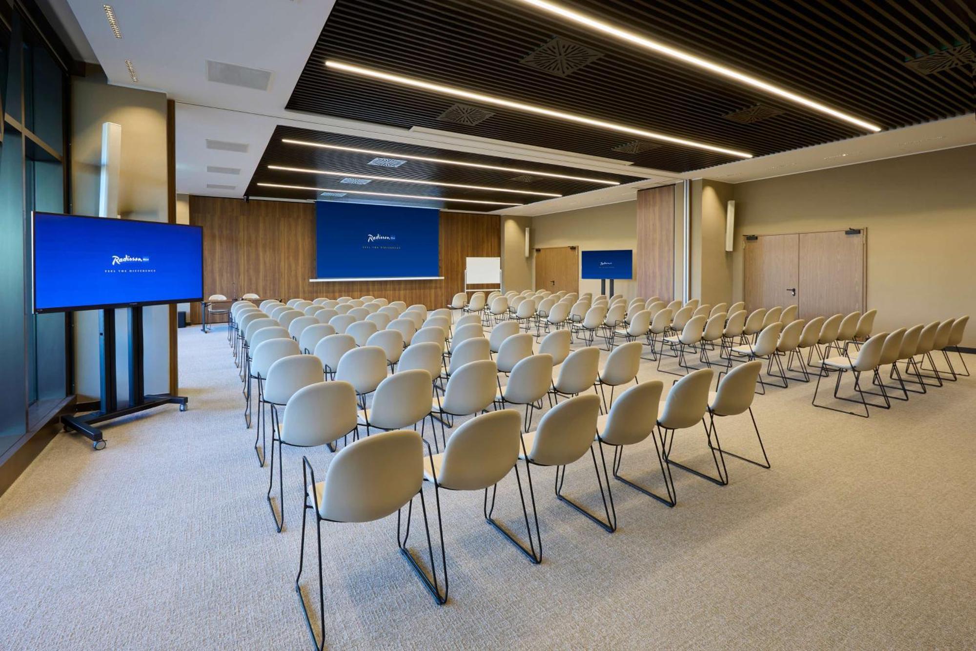 Radisson Blu Hotel, Bergamo Choruslife Zewnętrze zdjęcie